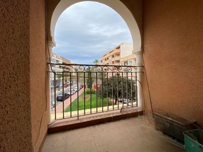 Image No.2-Appartement de 5 chambres à vendre à Torrevieja