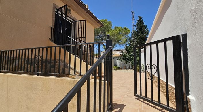 Image No.11-5 Bed Villa for sale