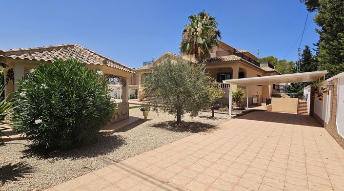 Image No.4-Villa de 5 chambres à vendre à Pilar de la Horadada