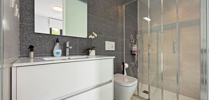 Image No.9-2 Bed Apartment for sale