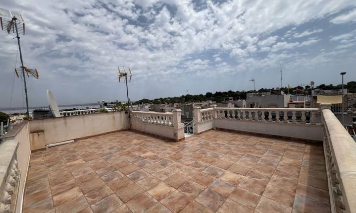 Image No.40-3 Bed Duplex for sale