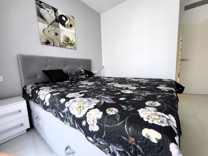 Image No.29-2 Bed Apartment for sale