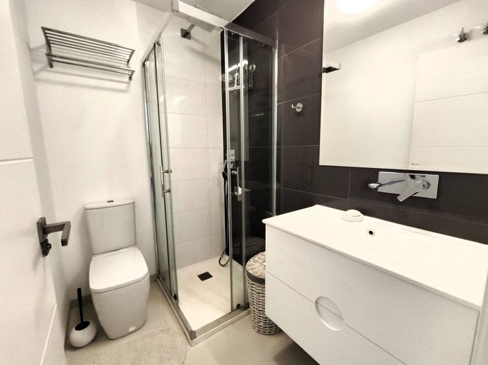 Image No.35-2 Bed Apartment for sale