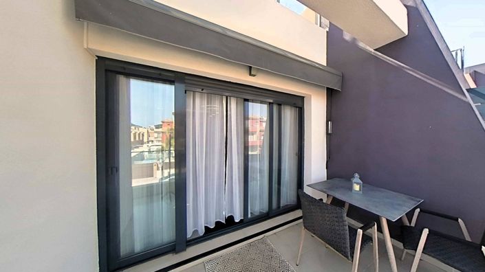Image No.37-2 Bed Apartment for sale