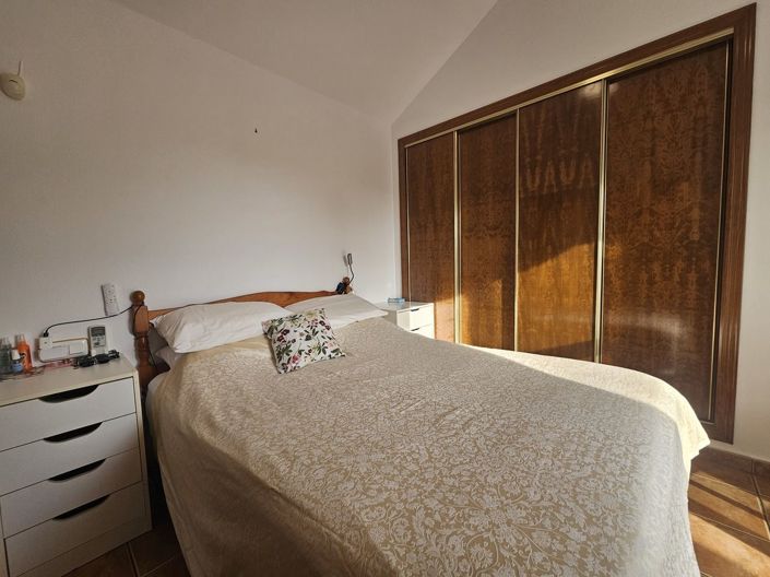 Image No.20-3 Bed Bungalow for sale