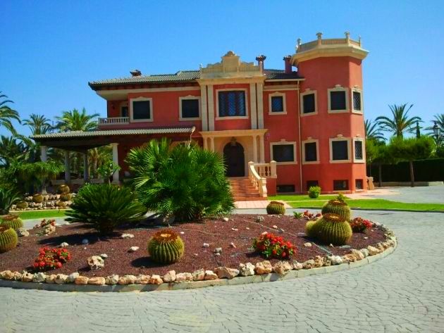Image No.10-6 Bed Villa for sale