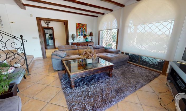 Image No.20-6 Bed Villa for sale