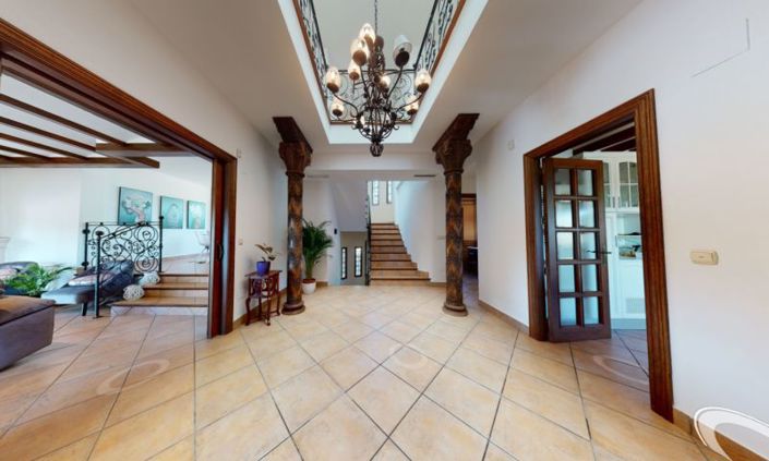 Image No.21-6 Bed Villa for sale