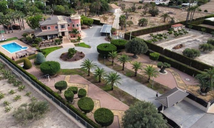Image No.3-6 Bed Villa for sale
