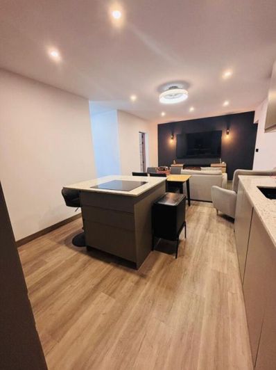 Image No.5-4 Bed House for sale