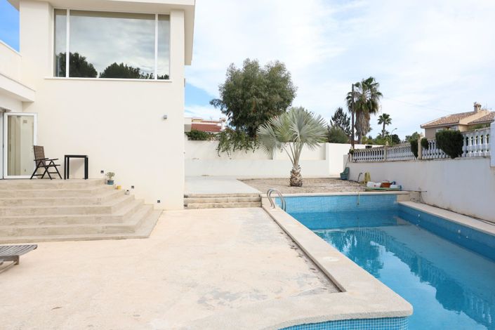 Image No.3-Villa de 5 chambres à vendre à Rojales