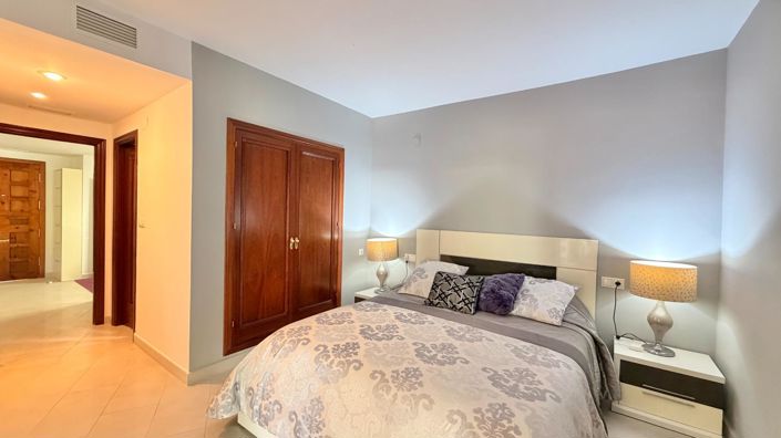 Image No.14-3 Bed Apartment for sale