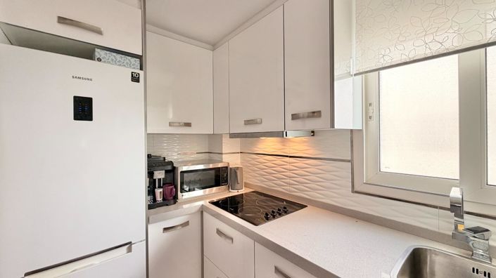 Image No.23-3 Bed Apartment for sale