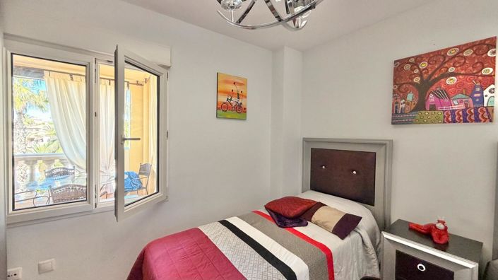 Image No.28-3 Bed Apartment for sale