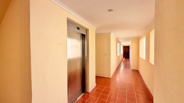 Image No.39-3 Bed Apartment for sale