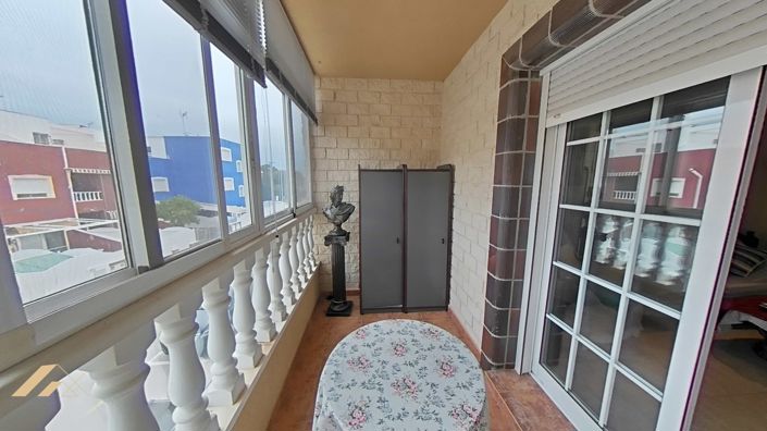 Image No.32-4 Bed Duplex for sale