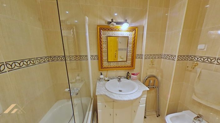 Image No.45-4 Bed Duplex for sale
