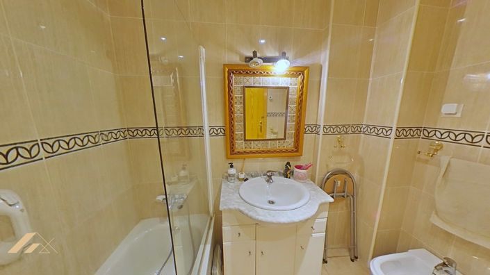 Image No.50-4 Bed Duplex for sale