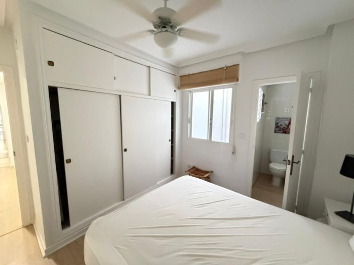 Image No.11-Appartement de 2 chambres à vendre à Torrevieja