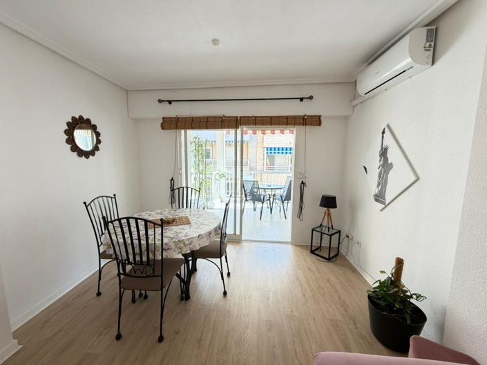 Image No.5-Appartement de 2 chambres à vendre à Torrevieja