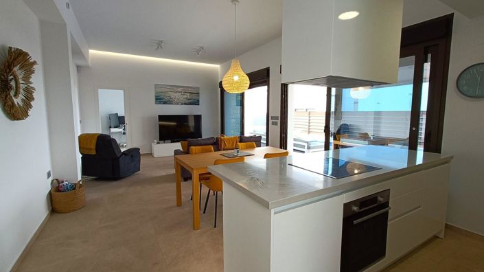 Image No.2-3 Bed Villa for sale