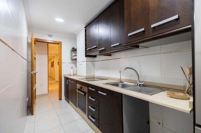 Image No.11-3 Bed Apartment for sale