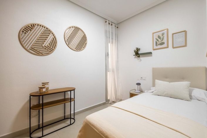 Image No.18-3 Bed Apartment for sale