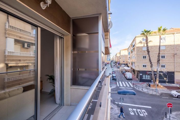 Image No.9-3 Bed Apartment for sale