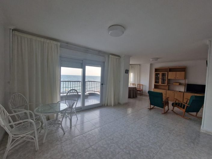 Image No.10-3 Bed Apartment for sale