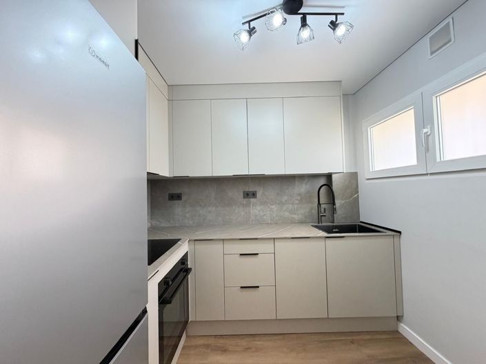 Image No.20-3 Bed Apartment for sale