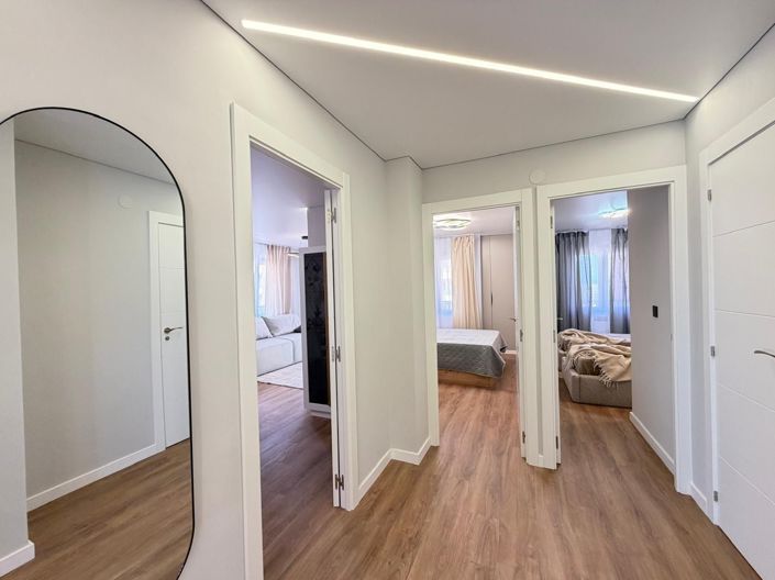 Image No.25-3 Bed Apartment for sale