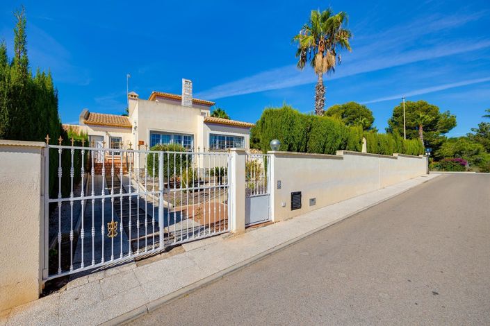 Image No.28-3 Bed Villa for sale