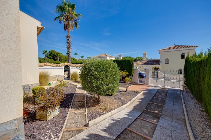 Image No.30-3 Bed Villa for sale