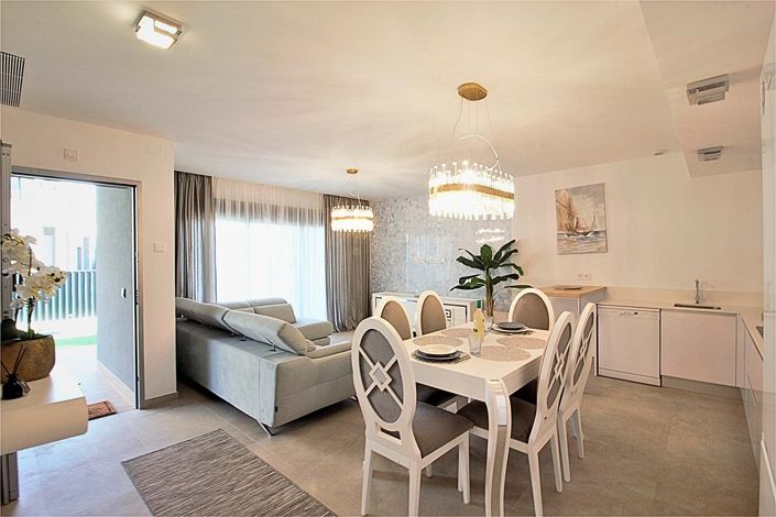 Image No.8-3 Bed Apartment for sale