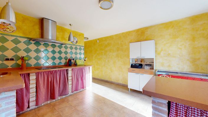 Image No.40-4 Bed Villa for sale