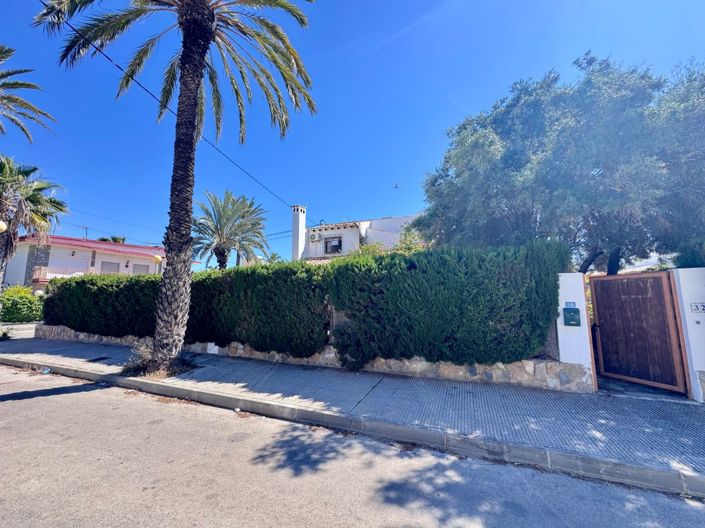 Image No.34-4 Bed Villa for sale