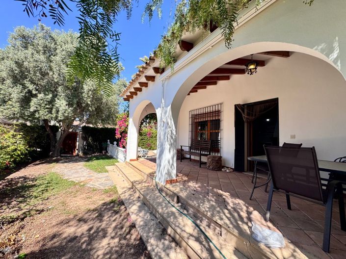 Image No.4-4 Bed Villa for sale