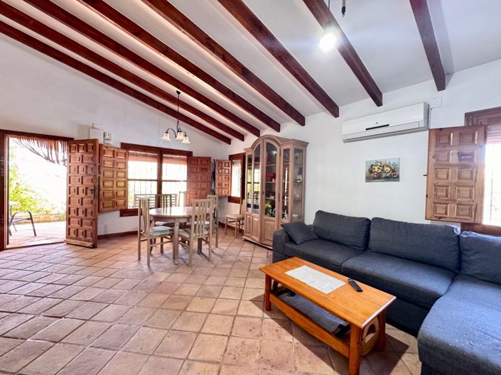 Image No.7-4 Bed Villa for sale