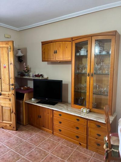 Image No.12-2 Bed House for sale