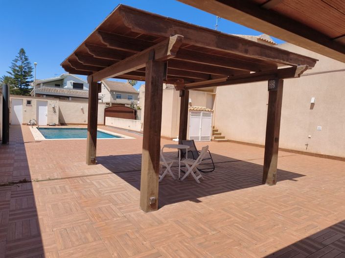 Image No.12-4 Bed Villa for sale