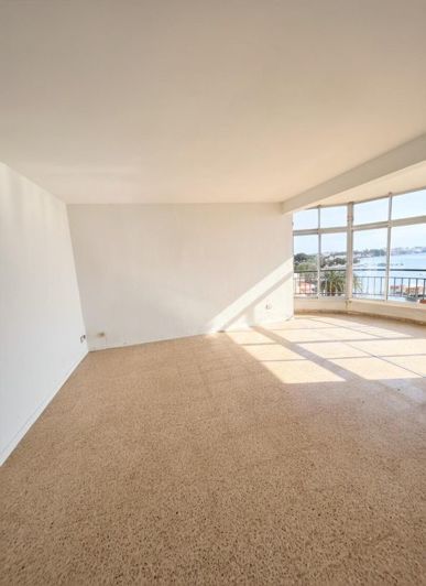 Image No.33-2 Bed Apartment for sale