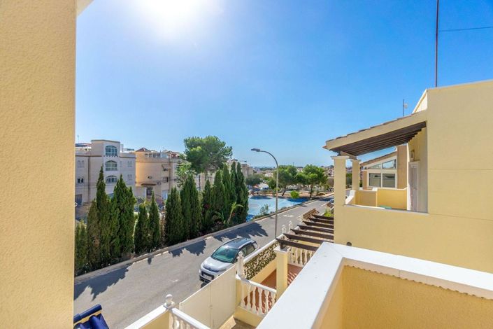 Image No.29-3 Bed Villa for sale