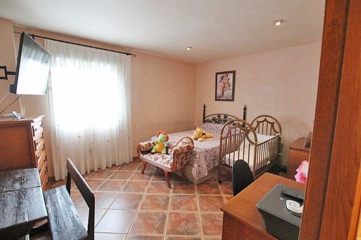 Image No.23-6 Bed Villa for sale