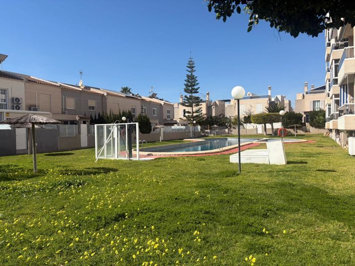Image No.22-Appartement de 3 chambres à vendre à Torrevieja