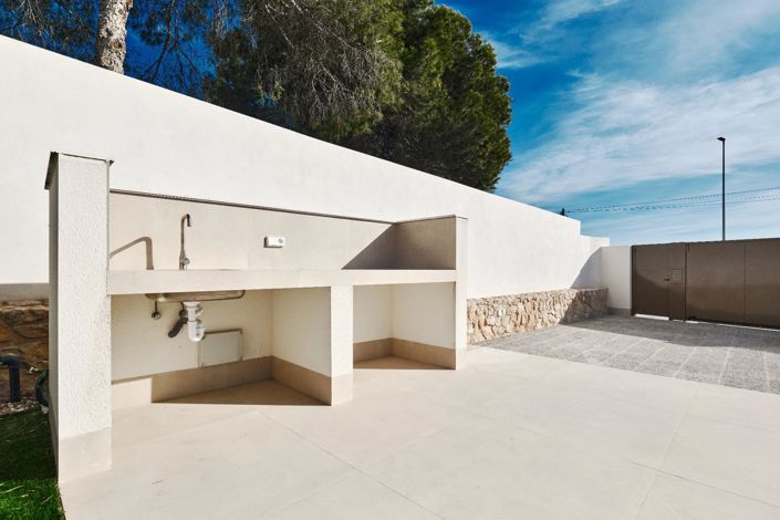 Image No.24-3 Bed Villa for sale