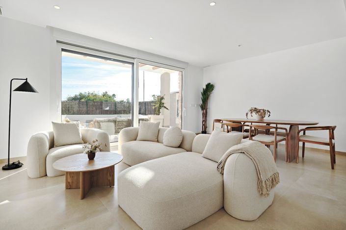 Image No.3-3 Bed Villa for sale