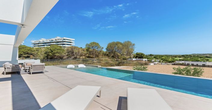Image No.11-4 Bed Villa for sale