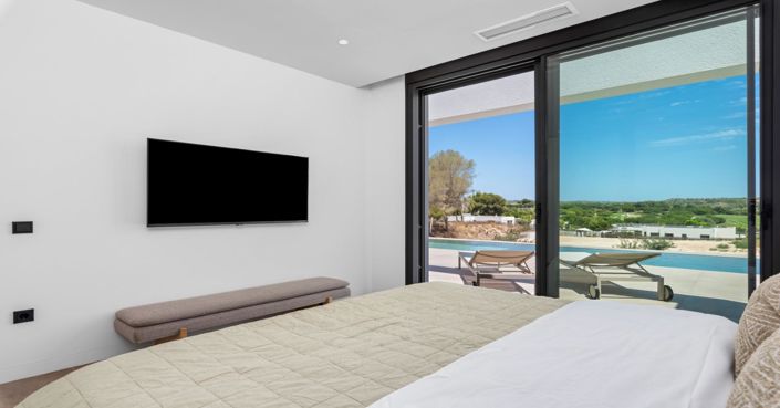Image No.37-4 Bed Villa for sale