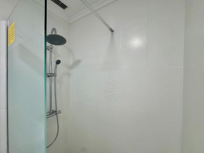 Image No.18-2 Bed Apartment for sale