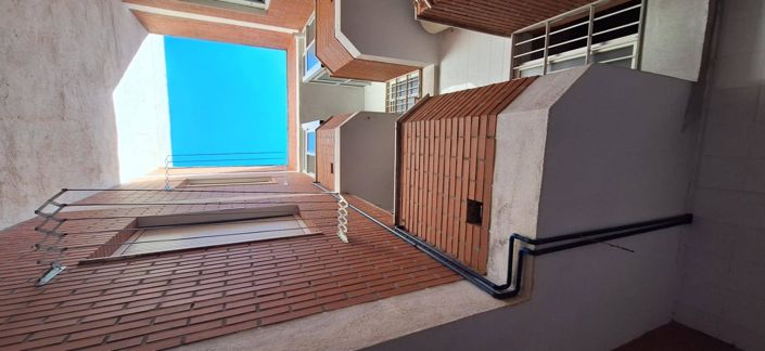 Image No.11-3 Bed Apartment for sale